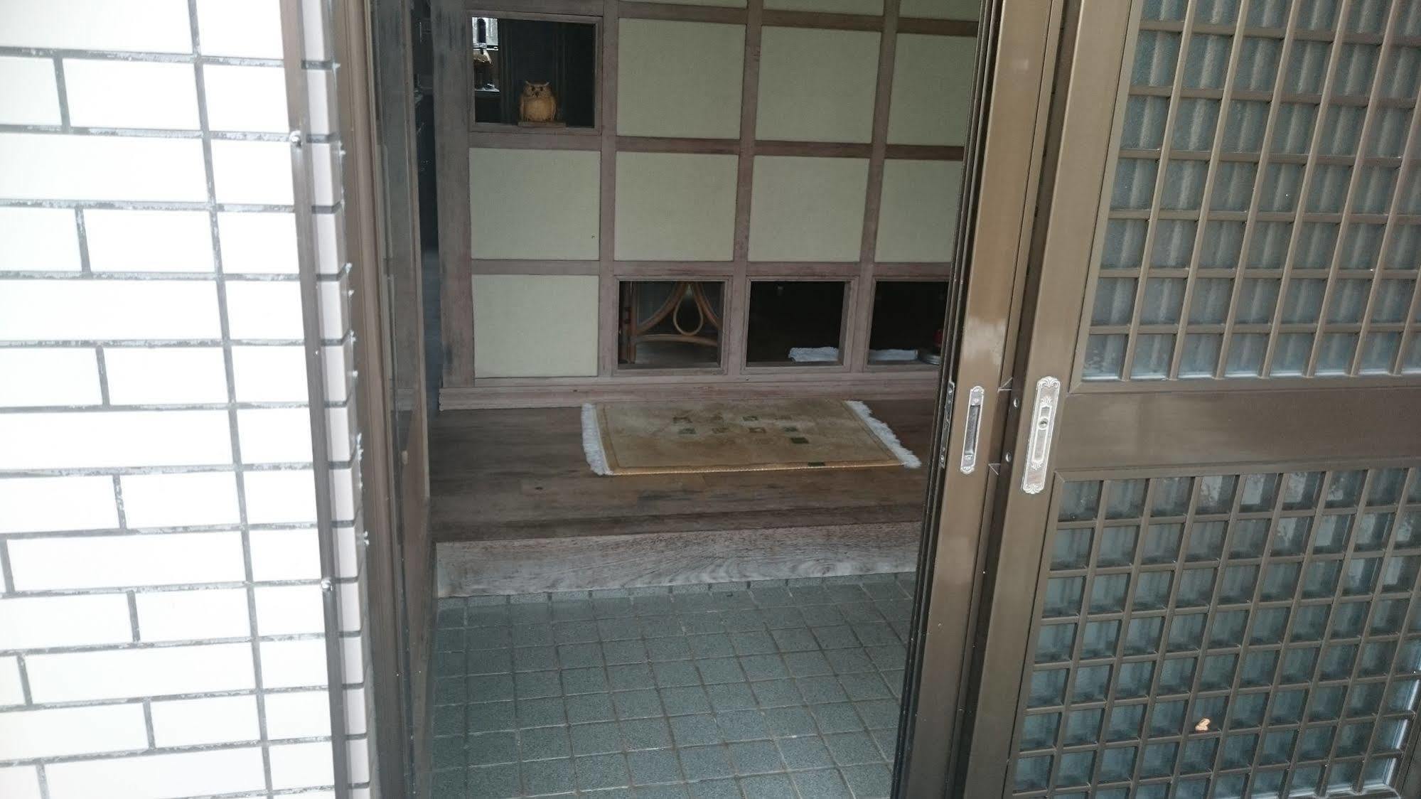 Hostel Minshuku Zabaru Ishigaki  Zewnętrze zdjęcie